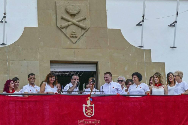 Todas las fotos del cohete de fiestas de Ayegui 2019