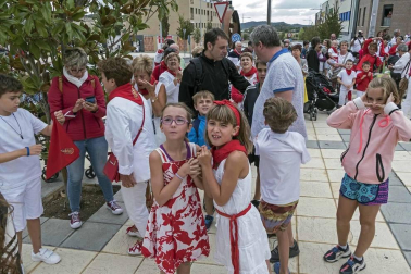 Todas las fotos del cohete de fiestas de Ayegui 2019