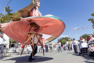 Todas las fotos de la procesión de fiestas de Fontellas 2019