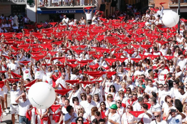 Todas las fotos del cohete de fiestas de Ablitas 2019