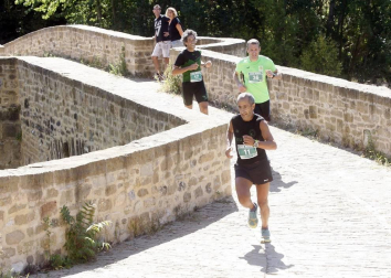 Xabier Zarranz y María Pilar De Gracia triunfan en el Cross Iturbero de Lumbier.