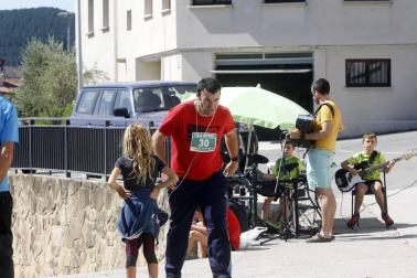 Xabier Zarranz y María Pilar De Gracia triunfan en el Cross Iturbero de Lumbier.