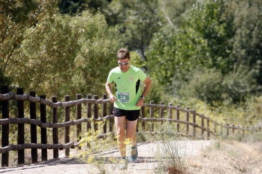 Xabier Zarranz y María Pilar De Gracia triunfan en el Cross Iturbero de Lumbier.