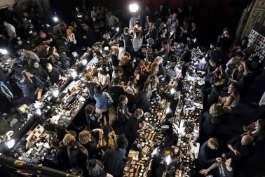 Fotos del desfile organizado por el diseñador y la actriz, una de las citas clave de la Fashion Week de Nueva York