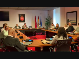 La Comisión de Peticiones del Parlamento de Navarra, en el momento de su constitución.