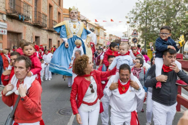 Galería de imágenes del Día de los Mayores en las fiestas de Cintruénigo.