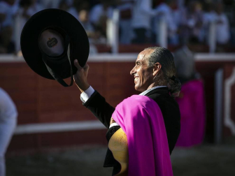 Galería de imágenes de la corrida de toros del 12 de septiembre en las fiestas de Sangüesa.