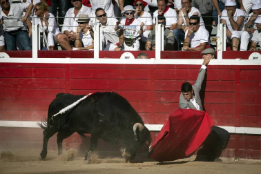 Galería de imágenes de la corrida de toros del 12 de septiembre en las fiestas de Sangüesa.