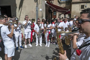 fotos del cohete de fiestas de Viana