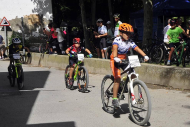 Todas las fotos del XI Open Villa de Peralta disputado este sábado, primera prueba del XXVI Open Diario de Navarra de BTT