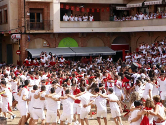 Todas las fotos del cohete de fiestas de Villafranca.