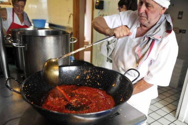 Todas las fotos del Día de las Migas de Ujué, en Diario de Navarra