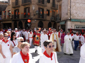 Corella ha dedicado su segundo día de fiestas a honrar a la virgen de la Merced con la misa y la tradicional procesión.