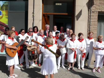 Corella ha dedicado su segundo día de fiestas a honrar a la virgen de la Merced con la misa y la tradicional procesión.