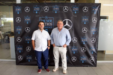 Eficiencia, confort y fiabilidad. Bajo estas premisas se presentó en sociedad el nuevo Actros, un camión que cumple las exigencias crecientes del tráfico de reparto pesado. El evento se celebró en las instalaciones de Gazpi, concesionario oficial Mercedes-Benz.