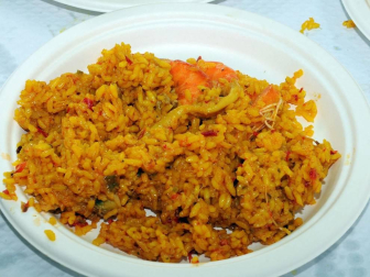 El sábado 21 de septiembre Arguedas celebró del Día del Arroz con un programa de actividades variado, en el que tuvieron cabida degustaciones, catas, visitas guiadas a la localidad, talleres y reconocimientos. Uno de los momentos más esperados fue la degustación realizada con arroz 'El Alcaraván', marca producida en la localidad.