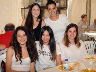 El sábado 21 de septiembre Arguedas celebró del Día del Arroz con un programa de actividades variado, en el que tuvieron cabida degustaciones, catas, visitas guiadas a la localidad, talleres y reconocimientos. Uno de los momentos más esperados fue la degustación realizada con arroz 'El Alcaraván', marca producida en la localidad.