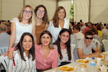 El sábado 21 de septiembre Arguedas celebró del Día del Arroz con un programa de actividades variado, en el que tuvieron cabida degustaciones, catas, visitas guiadas a la localidad, talleres y reconocimientos. Uno de los momentos más esperados fue la degustación realizada con arroz 'El Alcaraván', marca producida en la localidad.