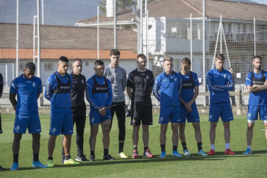 La plantilla de Osasuna ha tenido un emotivo recuerdo con el periodista pamplonés recientemente fallecido