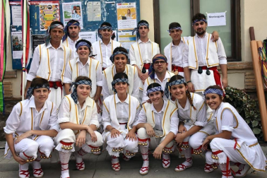 El 21 de septiembre se celebró en Buñuel el Encuentro Comarcal de Paloteados de la Ribera 2019, evento organizado por el grupo de danzas local y Nafarroako Dantzarien Biltzarra. El encuentro contó con la participación de grupos de danza de Fustiñana, Cabanillas, Cortes, Monteagudo, Ribaforada, Tudela y del propio Buñuel. Tras el acto principal, que se realizó en la plaza San José de Calasanz, los asistentes disfrutaron de un concierto.