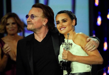 Fotos de la entrega del Premio Donostia a Penélope Cruz este viernes en el Palacio del Kursaal