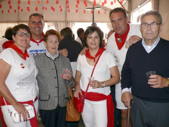 Fotos de la celebración de la XXXVI Muestra de Vinos en fiestas de Corella, que reunió a 27 bodegas de la Denominación de Origen Navarra.