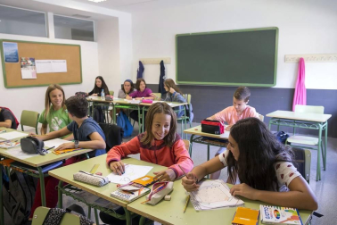 Alumnado del IESO Berriozar durante una jornada lectiva.