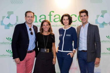 Más de 30 laboratorios de parafarmacia y medicamentos genéricos se reunieron en Expofarma 2019, la octava edición de esta feria organizada por Nafarco. Se trata de una jornada creada para poner en contacto en un solo espacio y durante un día a las principales empresas de producción con las farmacias socias de la cooperativa navarra. La principal novedad de este año ha sido la sede escogida.