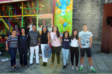 Las celebraciones en torno al día de San Miguel son una de las tradiciones más arraigadas entre los vecinos de Aoiz. La programación festiva se desarrolló del viernes 27 al domingo 29, y tuvo entre sus actos principales la danza que rememora la lucha y posterior firma de la paz entre agromonteses y beamonteses, hito histórico ligado a la localidad.