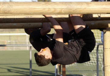 Medio millar de 'gladiadores' participaron este sábado en el Gladiators Day y superaron una treintena de obstáculos en 7 kilómetros por el campus de la Universidad de Navarra