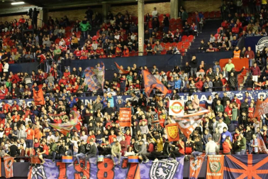 Todas las fotos del búscate en la grada del Osasuna - Villarreal