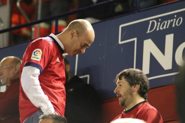 Todas las fotos del búscate en la grada del Osasuna - Villarreal