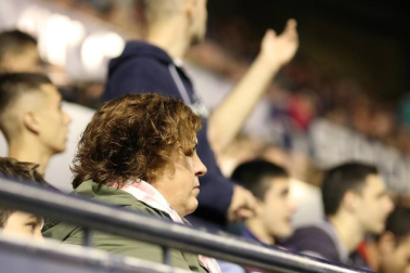Todas las fotos del búscate en la grada del Osasuna - Villarreal