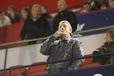 Todas las fotos del búscate en la grada del Osasuna - Villarreal