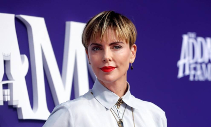 Los cines de Westfield Century City de Los Ángeles acogieron el estreno mundial de la película de animación con presencia de estrellas del mundo del celuloide y de la música.