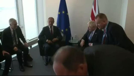 Enfrentamiento entre el Reino Unido y la Unión Europea a cuenta del Brexit