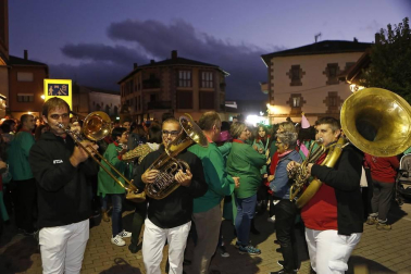 Fotos del inicio de las fiestas de Lekunberri este miércoles