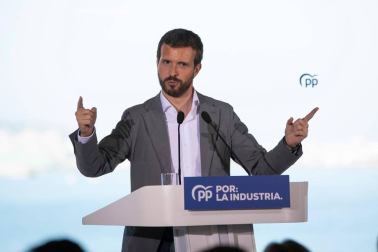 Casado apela a Cs y Vox a no dividir el voto en provincias con pocos escaños