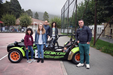 Entre los días 4 y 5 de octubre tuvo lugar la XXXVIII edición de la Subida a Urbasa, clásica prueba del calendario navarro de carreras de motor que reunió a 92 participantes. La victoria final cayó en manos de Garikoitz Flores,  piloto navarro de la Escudería Sakana Motorsport.