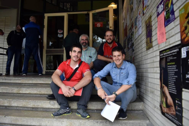 Entre los días 4 y 5 de octubre tuvo lugar la XXXVIII edición de la Subida a Urbasa, clásica prueba del calendario navarro de carreras de motor que reunió a 92 participantes. La victoria final cayó en manos de Garikoitz Flores,  piloto navarro de la Escudería Sakana Motorsport.