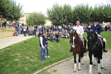 La localidad navarra acogió la feria del caballo este sábado 12 de octubre.
