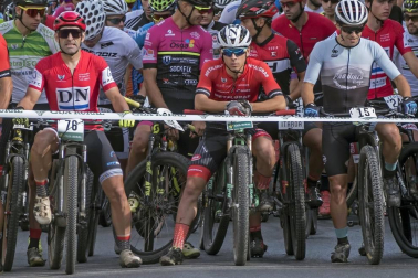 La localidad de Tierra Estella acogió este domingo al disputa de la prueba ciclista.