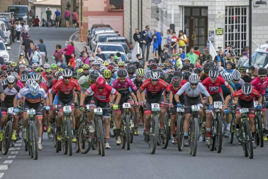 La localidad de Tierra Estella acogió este domingo al disputa de la prueba ciclista.