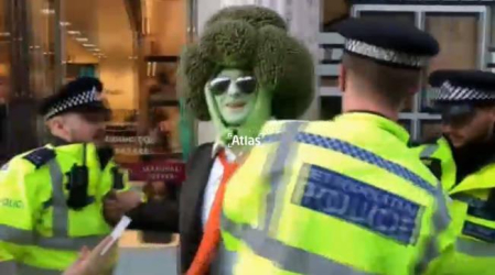 Arrestado un hombre disfrazado de brócoli en Londres