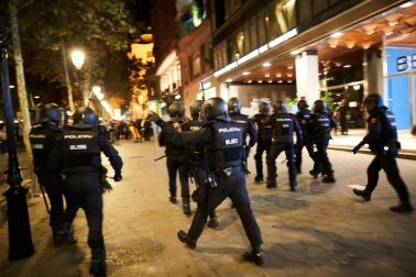 El Eixample de Barcelona se transformó este martes en el escenario de una batalla campal