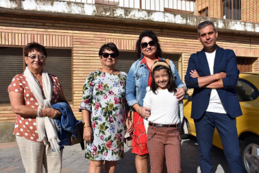 El domingo 13 de octubre se celebró la XXXII Concentración de Coros de la Ribera, que contó con la participación de las agrupaciones de Valtierra, Azagra, Cintruénigo, Tudela, Cascante, Cortes y la localidad anfitriona, Ribaforada. ¡Click! se acercó a disfrutar del pasacalles y posterior concierto en el pabellón polideportivo.