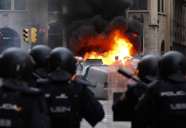 La cinco marchas independentistas colapsan las principales vías de Barcelona