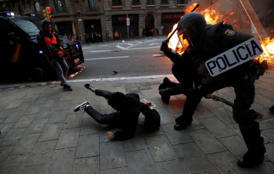 La cinco marchas independentistas colapsan las principales vías de Barcelona