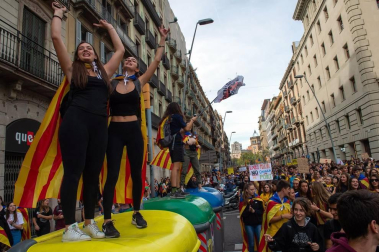 La cinco marchas independentistas colapsan las principales vías de Barcelona