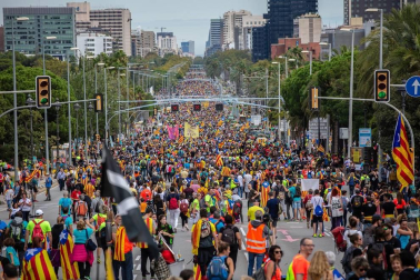 La cinco marchas independentistas colapsan las principales vías de Barcelona